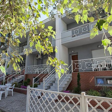 Family Houses Keramoti Exterior photo